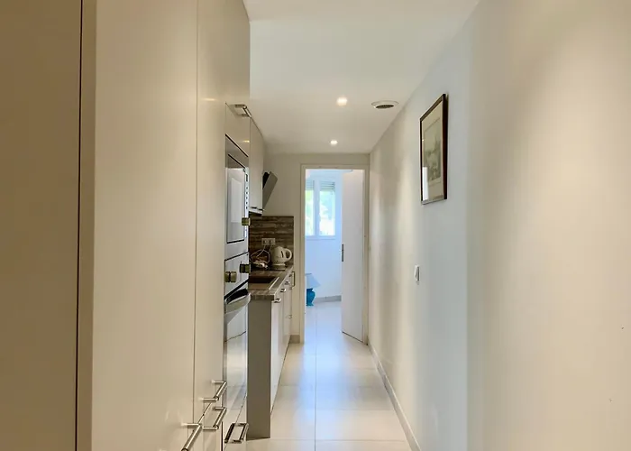 A101 L'ecume Des Vagues Le Grau-du-Roi